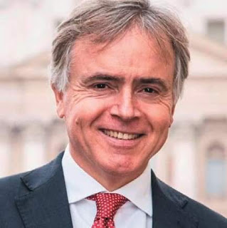 Dott. François VAYNE